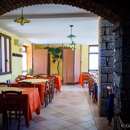 Agriturismo Le Vigne Ducali Màndas Esterno foto